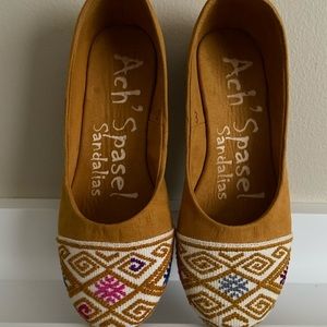 Mexican backstrap  loom flats